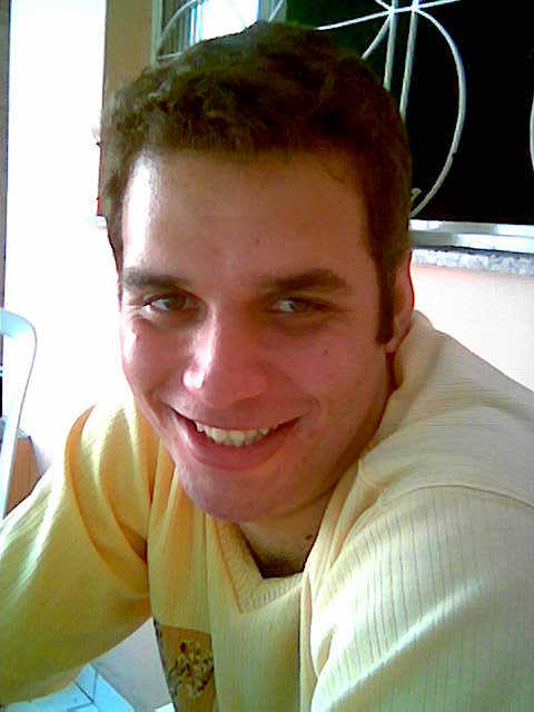 Date this attractive Brazil man Alex from Governador Valadares BR6767