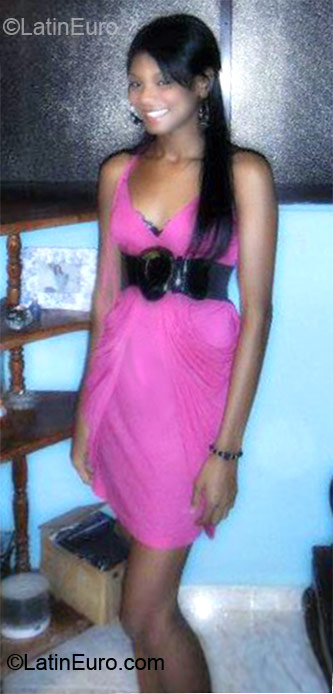 Date this lovely Dominican Republic girl Mandy from Puerto Plata DO12028
