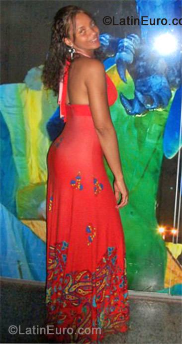 Date this exotic Brazil girl Rita from Salvador BR7290