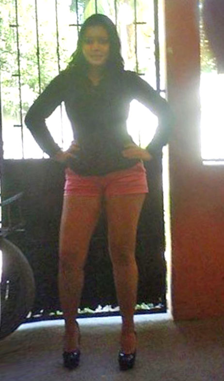 Date this hard body Honduras girl Esmeralda Villa from San Pedro Sula HN801