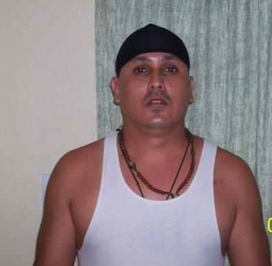 Date this tall United States man Francisco from Tulare US14371