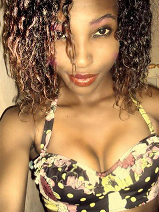 Date this passionate Jamaica girl Shantie from Kingston JM2176