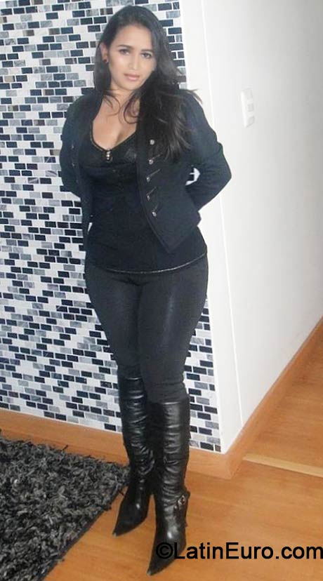 Date this nice looking Colombia girl Ladypatric from Bogota CO14873
