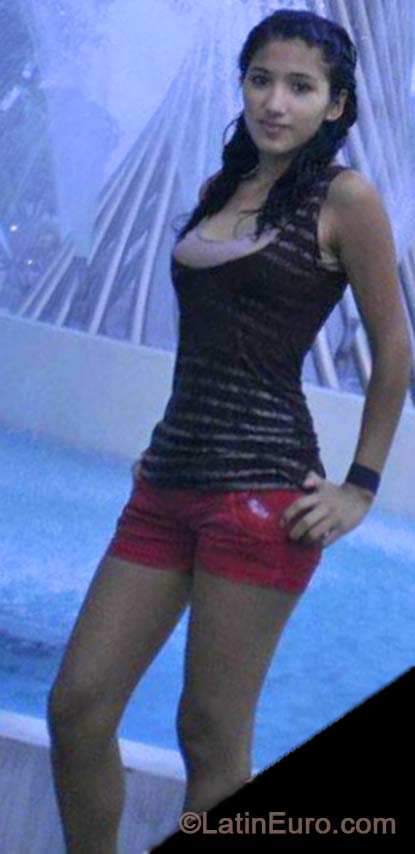 Date this beautiful Peru girl Joselyn from Lima PE920