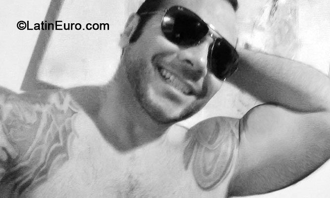 Date this hot Brazil man Igor from Sao Paulo BR8680