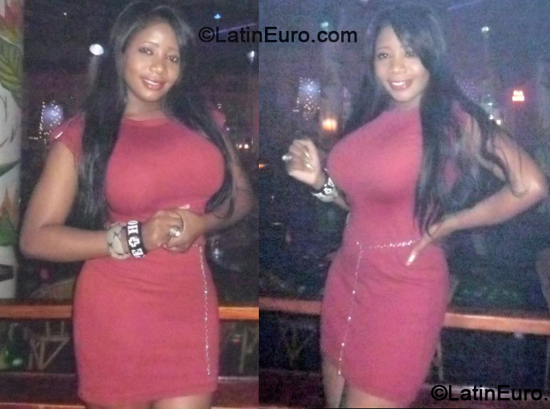 Date this funny Dominican Republic girl Yesenia from Santo Domingo DO18616