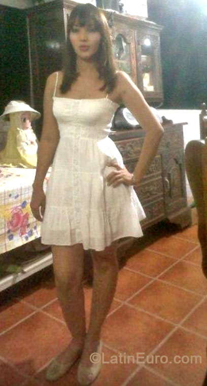 Date this gorgeous Honduras girl Pamela from San Pedro Sula HN969