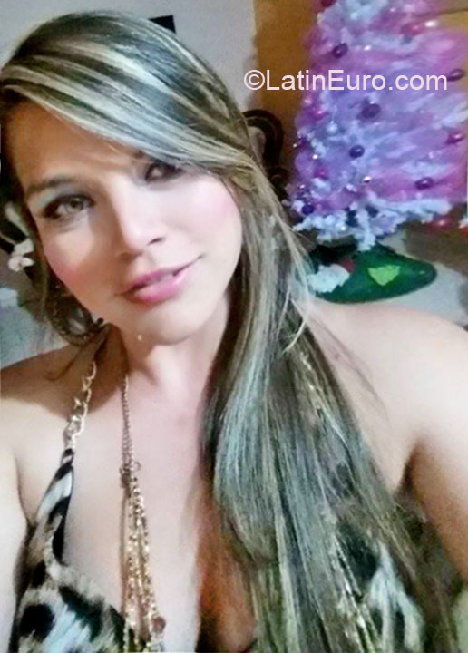 Date this tall Colombia girl Sandra from Medellin CO16616
