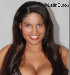 Date this stunning Dominican Republic girl Rose from Santo Domingo DO21488