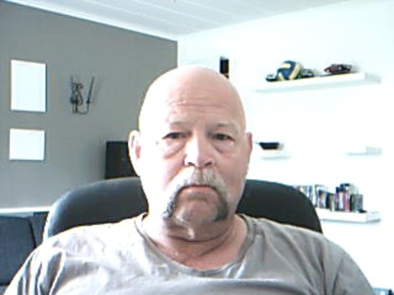 Date this good-looking Sweden man Christer from Lindesberg SE215