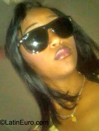 Date this charming Dominican Republic girl Grany from Santo Domingo DO22863