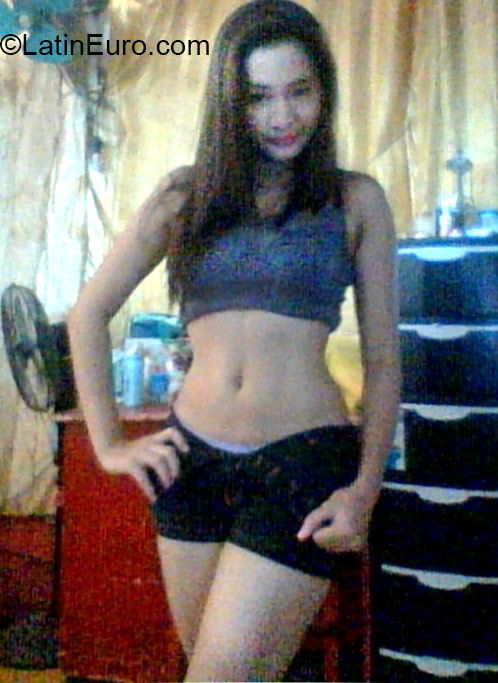 Date this athletic Philippines girl Grace from Tacloban PH846