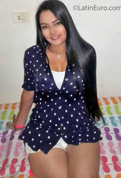 Date this stunning United States girl Johana from Florida CO30297