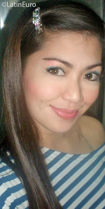 Date this sultry Philippines girl Nete from Pampanga PH875