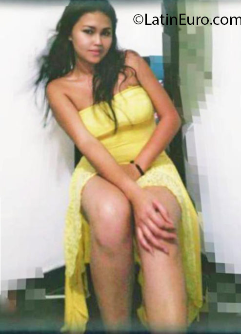 Date this georgeous Colombia girl Shtefy from Manizales CO18731