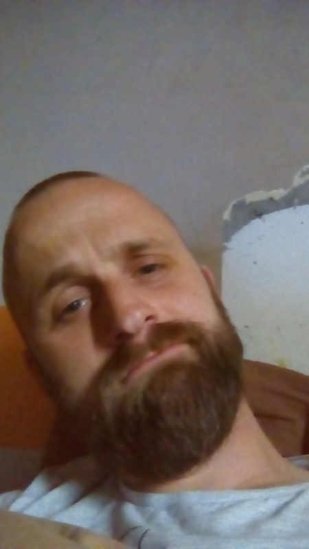 Date this gorgeous Netherlands man Jelle from Rotterdam NL279
