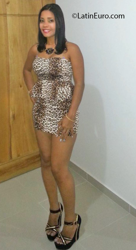 Date this young Dominican Republic girl Marlin from Puerto Plata DO25397