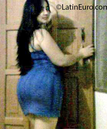 Date this young Honduras girl Mary from La Ceiba HN2177