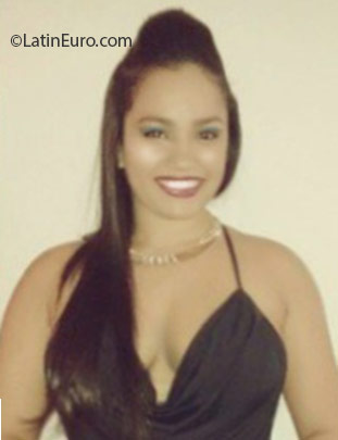 Date this voluptuous Brazil girl Ana from Santa ines BR11798