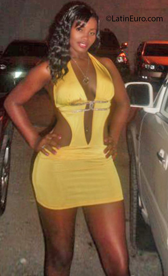 Date this funny Jamaica girl Raquel from Kingston JM2316