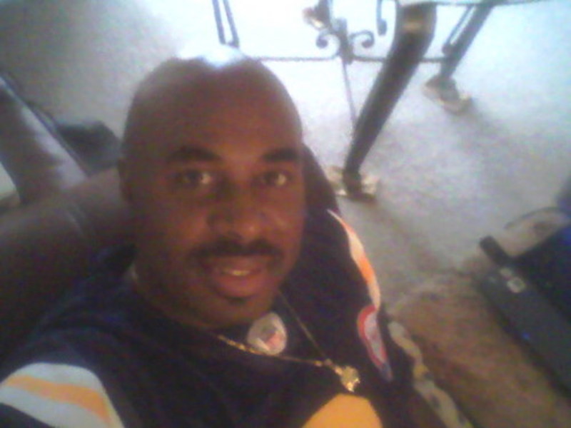 Date this tall United States man Creativemind717 from Los Angeles US17431