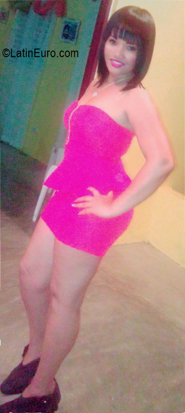 Date this attractive Dominican Republic girl Sorenlly from Santiago DO26302