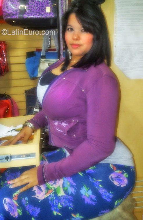 Date this young Venezuela girl Maria from Maracaibo VE760