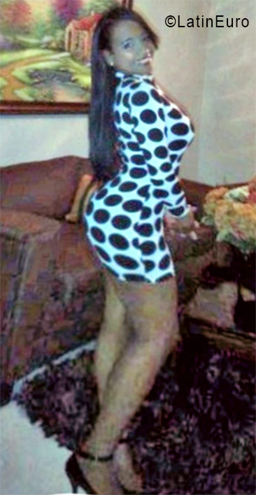 Date this young Dominican Republic girl Yesel from Santiago DO26588