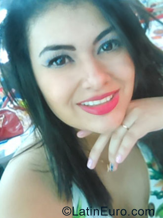 Date this beautiful Colombia girl Sofia from Medellin CO19802