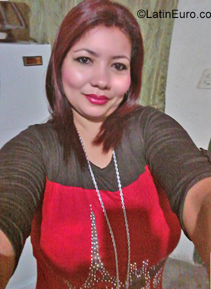 Date this delightful Honduras girl Wendy from San Pedro Sula HN2310