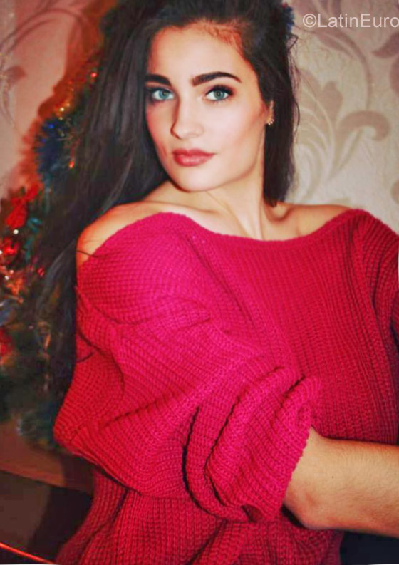 Date this lovely Ukraine girl Olgasweetbibi from Kirovograd UA60