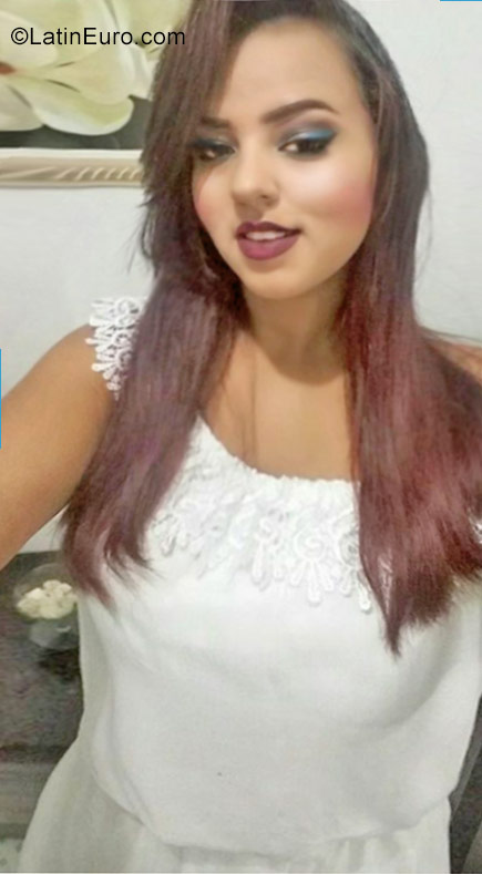 Date this good-looking Brazil girl Mirian from Campina Grande BR10067
