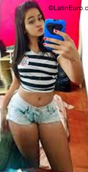 Date this young Brazil girl Bruna from Salvador BR10304