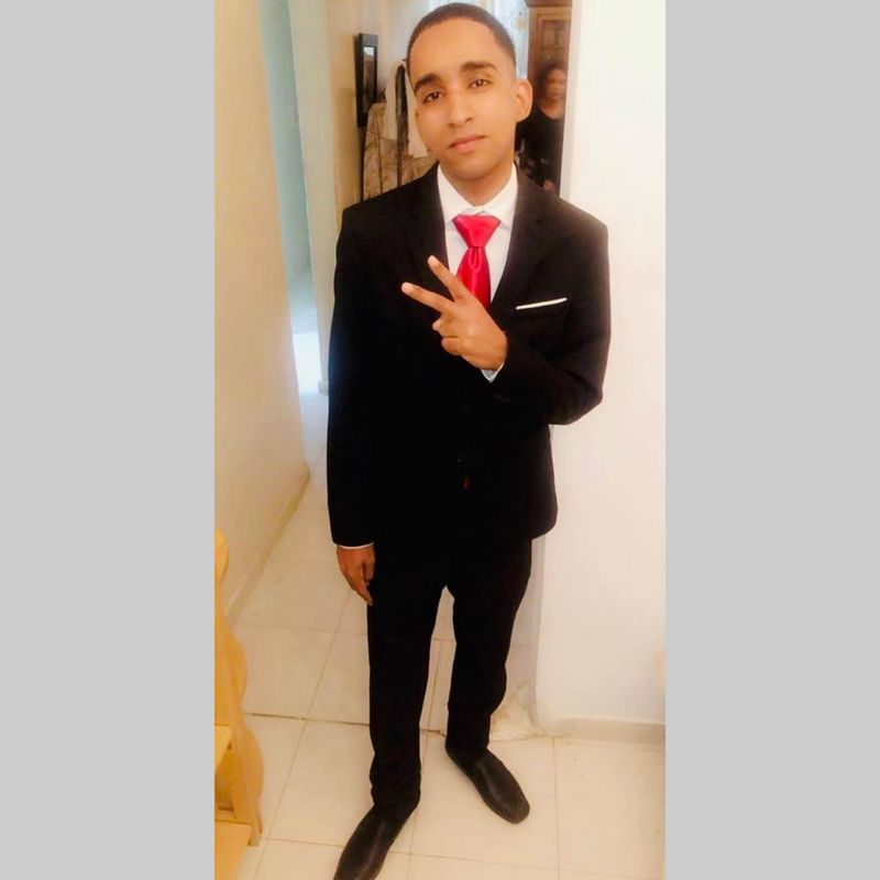 Date this stunning Dominican Republic man Carlos from Santo Domingo DO37046