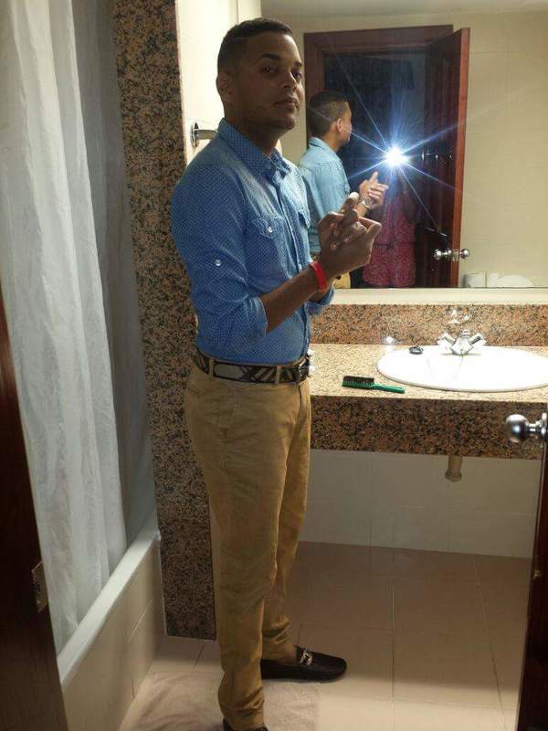 Date this good-looking Dominican Republic man Lenny from Santiago DO37314