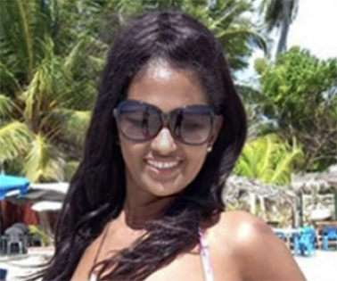Date this good-looking Dominican Republic girl Carolina from Santo Domingo DO40871