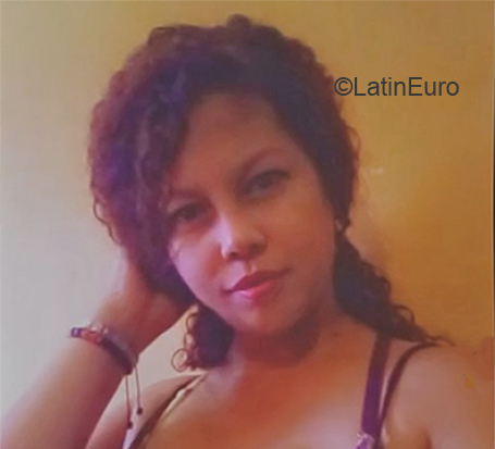 Date this nice looking Colombia girl Barbara from Cucuta CO31871