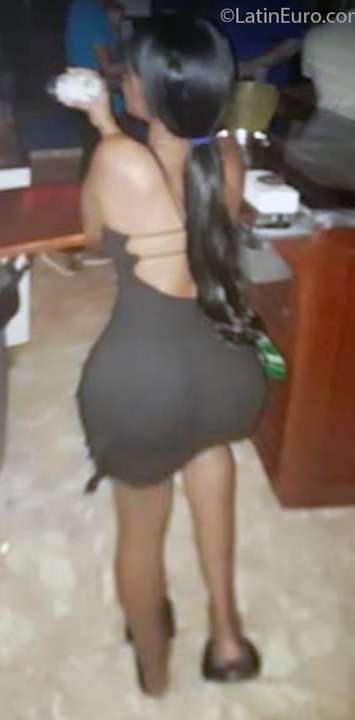 Date this young Dominican Republic girl Diana from Sosua DO41034
