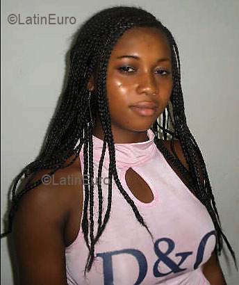 Date this beautiful Cameroon girl Chanceline from Yaounde A9603