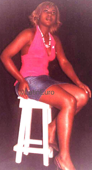 Date this lovely Ivory Coast girl Prisca from Abidjan A9683