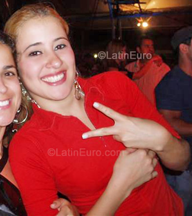 Date this gorgeous Brazil girl Priscilla from Brasilia B-163