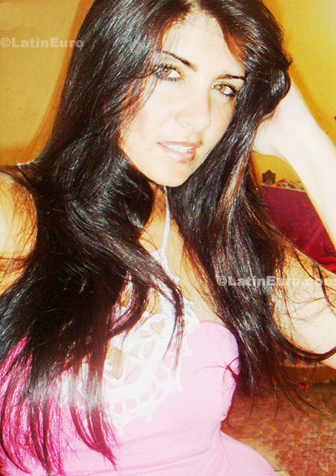 Date this delightful Brazil girl Janaina from Fortaleza B-99