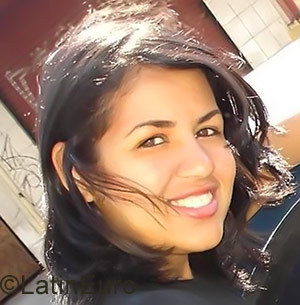 Date this delightful Brazil girl Josy from Sao Paulo B1005