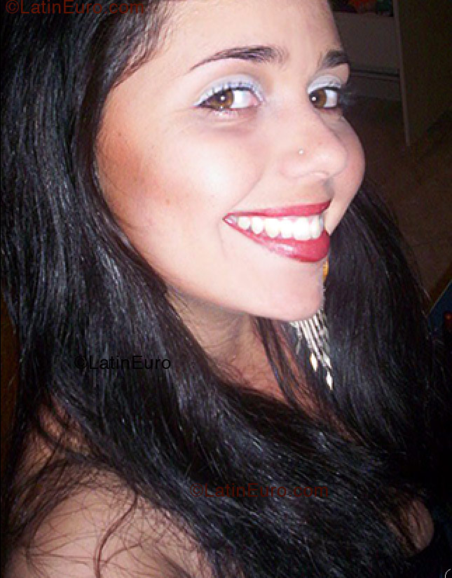 Date this charming Brazil girl Camila from Indaiatuba B1277