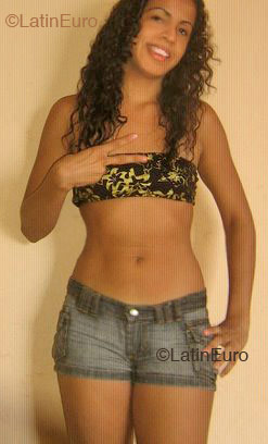 Date this beautiful Brazil girl Amanda from Manaus B1733