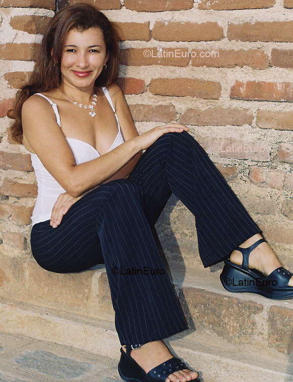 Date this gorgeous Brazil girl Maria from  B753