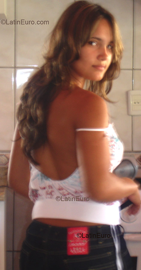 Date this exotic Brazil girl Bruna from GOIANIA B2565