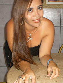 Date this athletic Brazil girl Adriana from SOUSA B2859