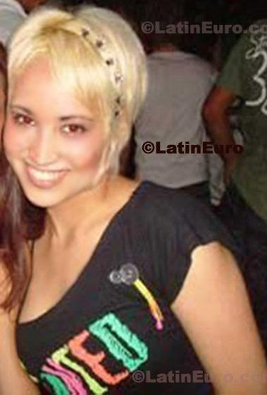 Date this sultry Brazil girl B305 from Sao Paulo B305