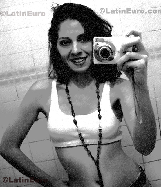 Date this attractive Brazil girl Leila from Sao Paulo B311